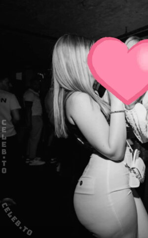emmi.krii – Phat ass even in white suit pants + black leather top👀 / leather boots 1-10?