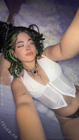 emmirock nude photo 5