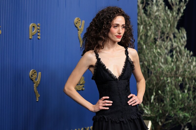 Emmy Rossum nude photo 4