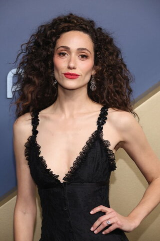 Emmy Rossum nude photo 19