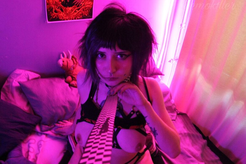 emok1ller nude photo 10