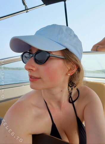 Empresslaurasophie nude photo 1