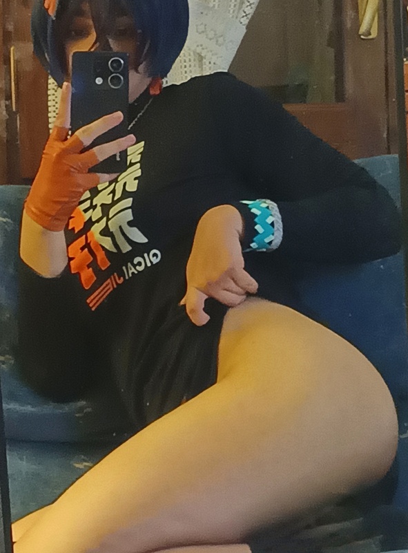 Enahime nude photo 5