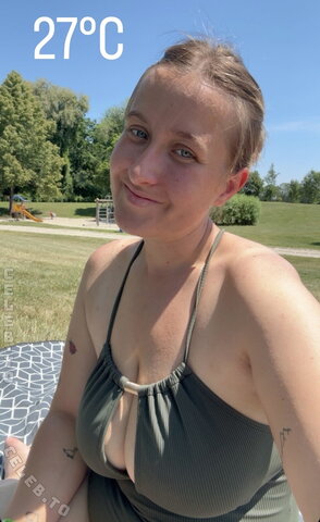 endlich_zufrieden – Picture from today's story and her new reel while jogging