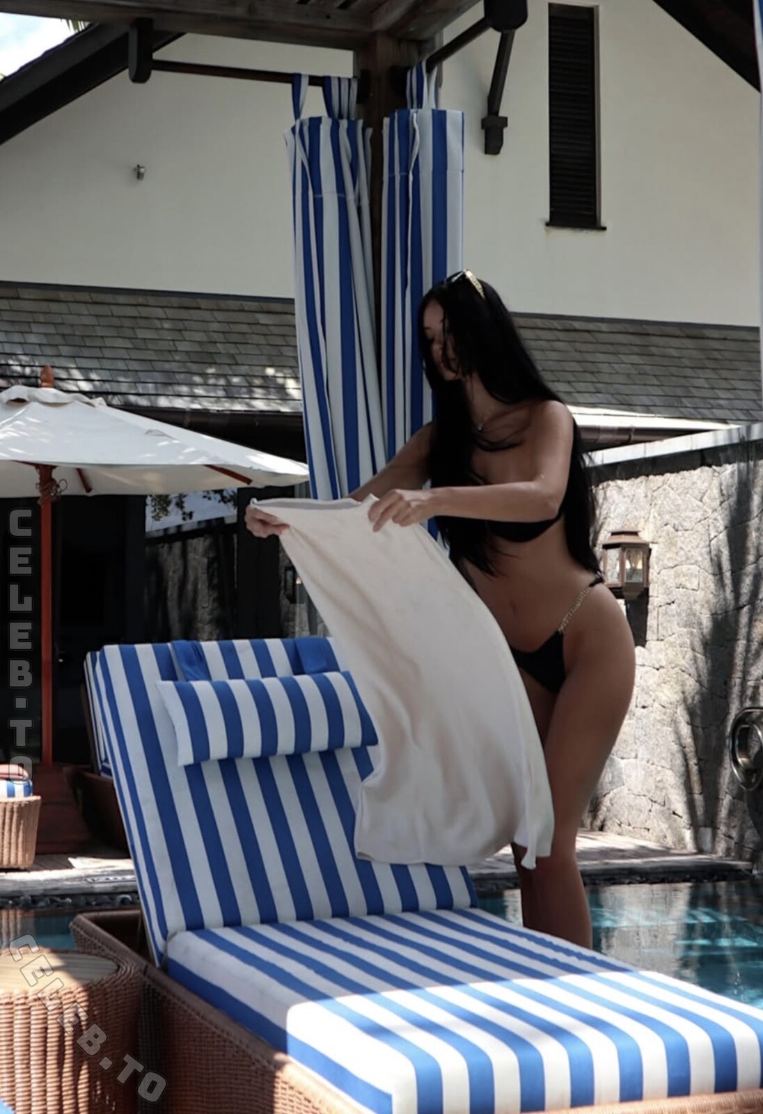 Enisa bukvic nude photo 2