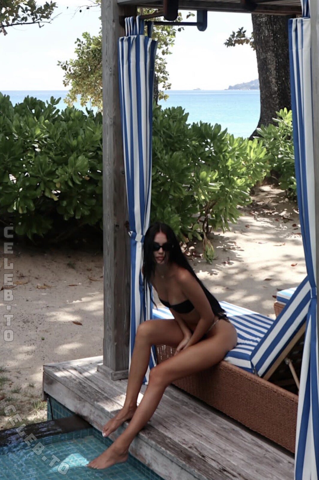 Enisa bukvic nude photo 3