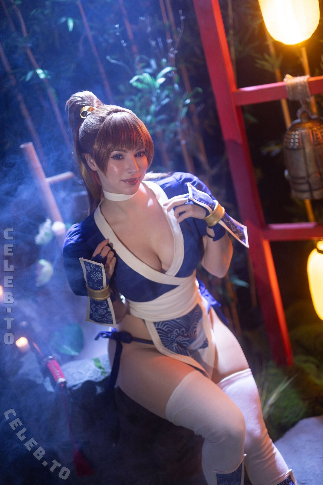 Enjinight nude photo 4