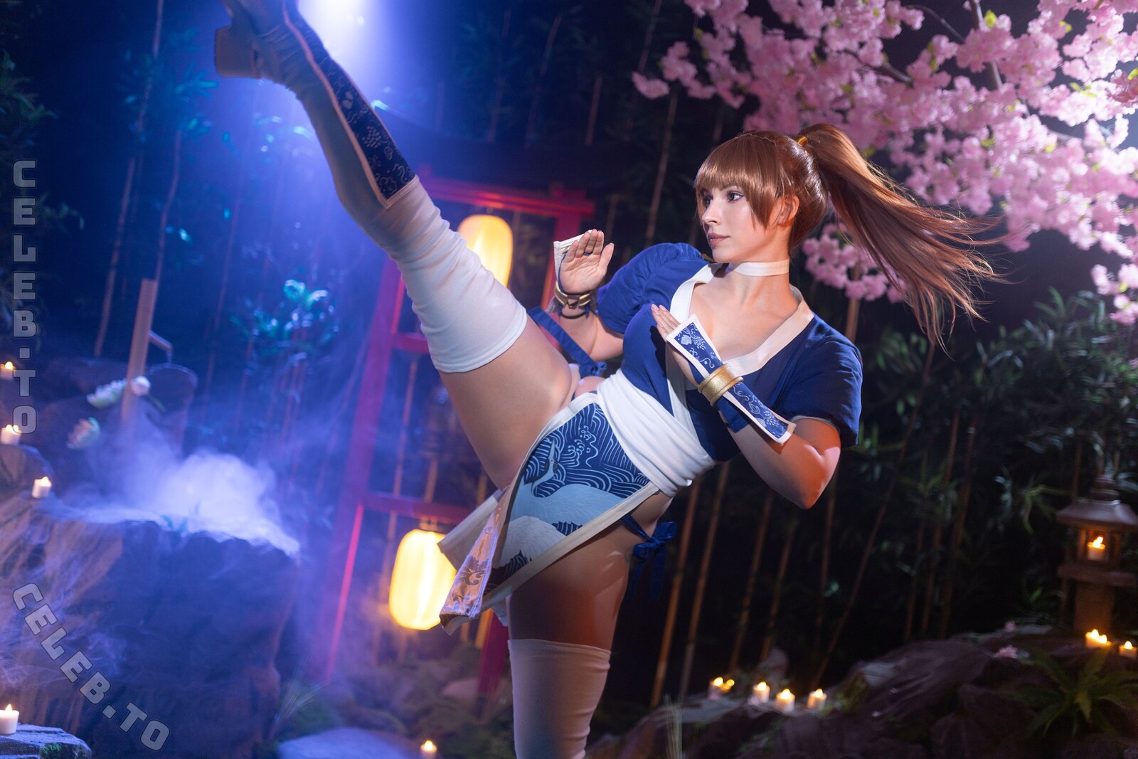 Enjinight nude photo 8