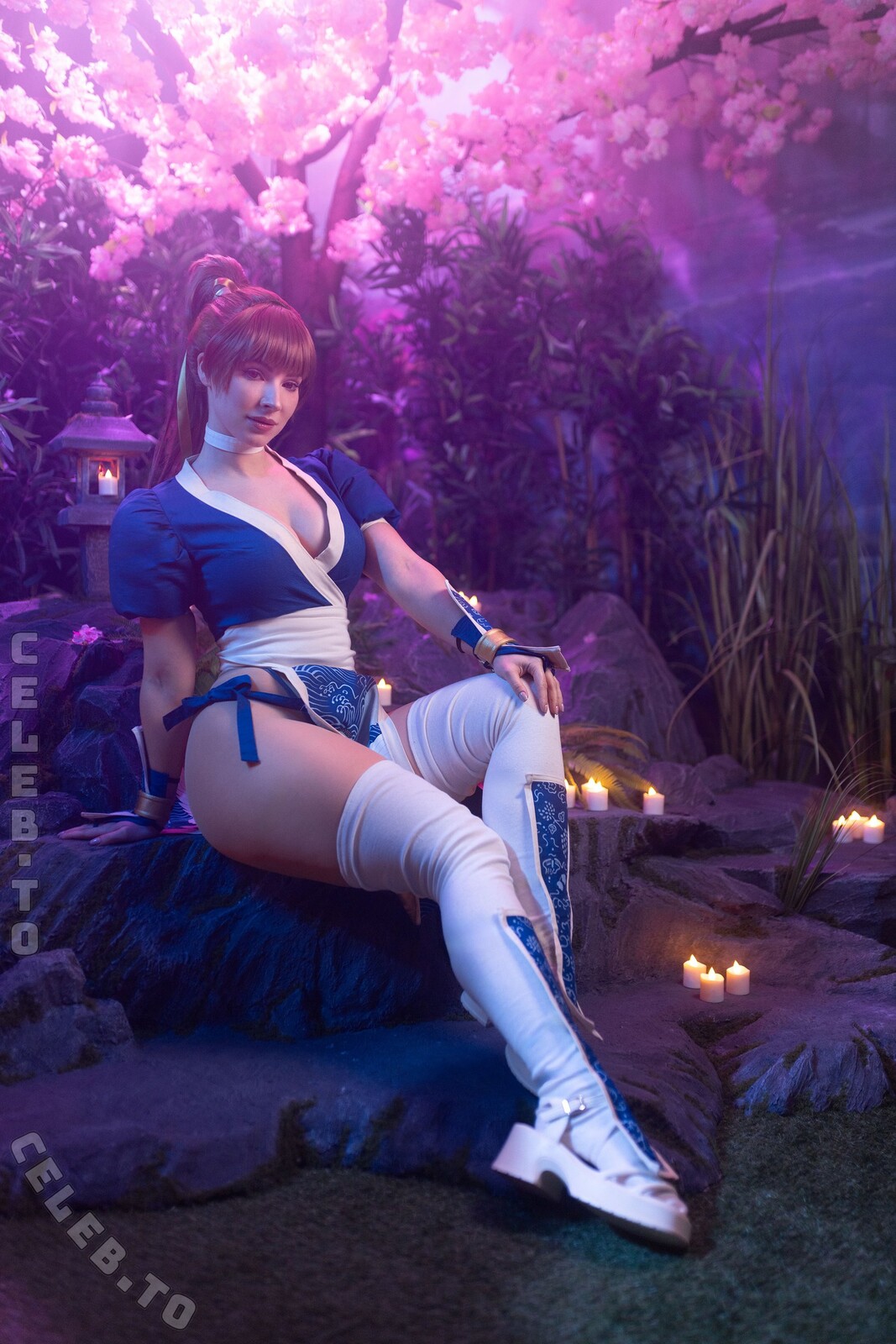 Enjinight nude photo 14