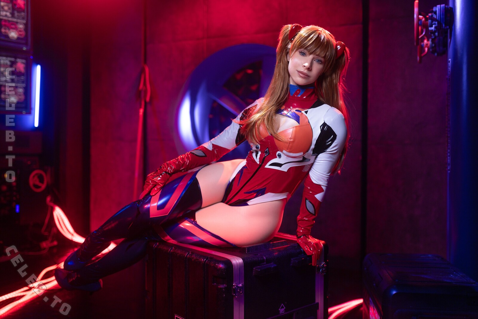 Enjinight nude photo 2