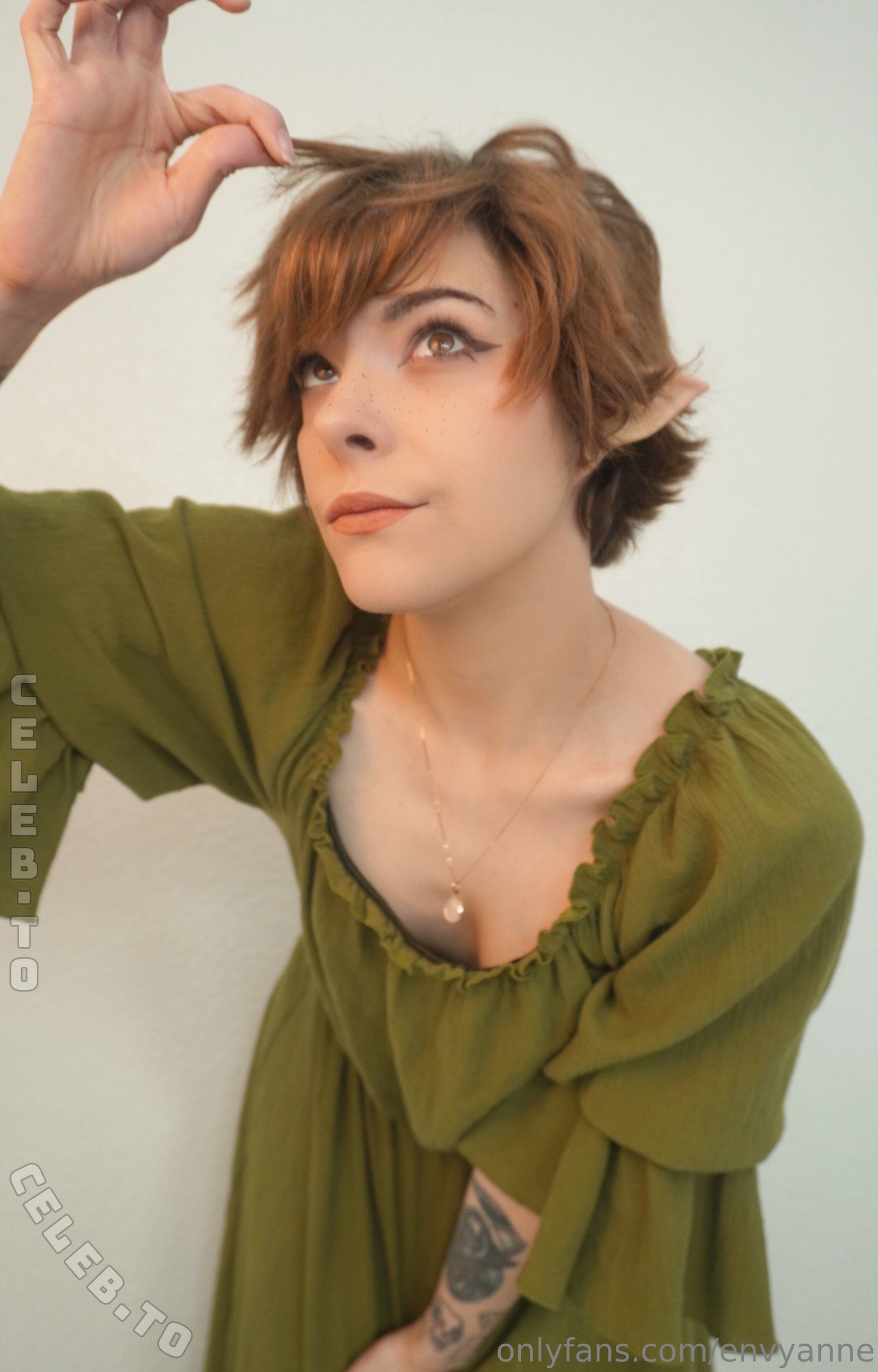 Envy Anne nude photo 2