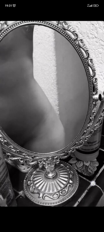 enyroboot nude photo 3