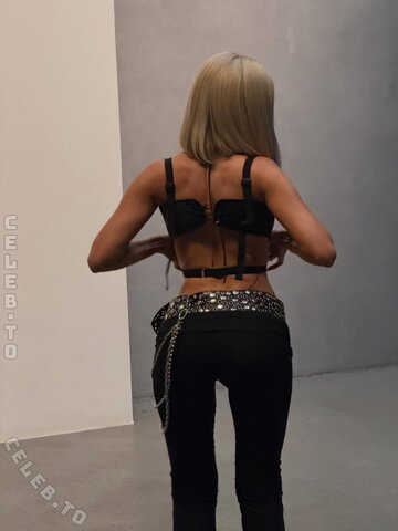 Era Istrefi nude photo 127
