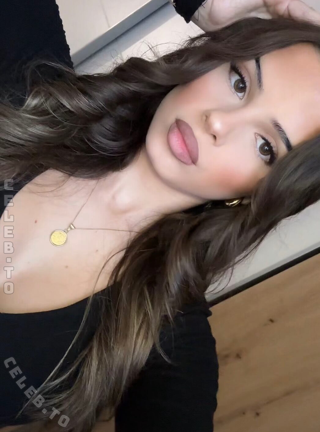 Era nude photo 1