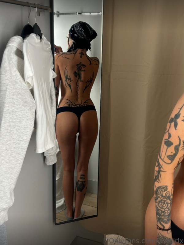 erarose nude photo 1