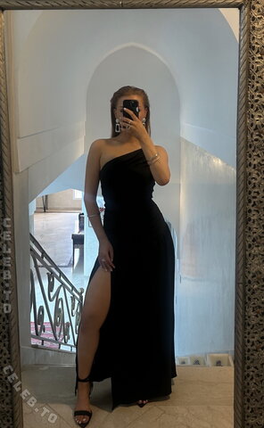 Erda nude photo 11