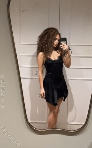 Erda nude photo 10