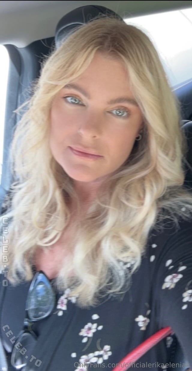 Erika Eleniak nude photo 2
