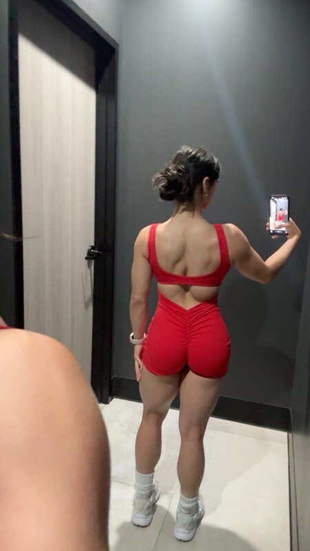 Erika nude photo 17