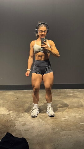 Erika nude photo 57
