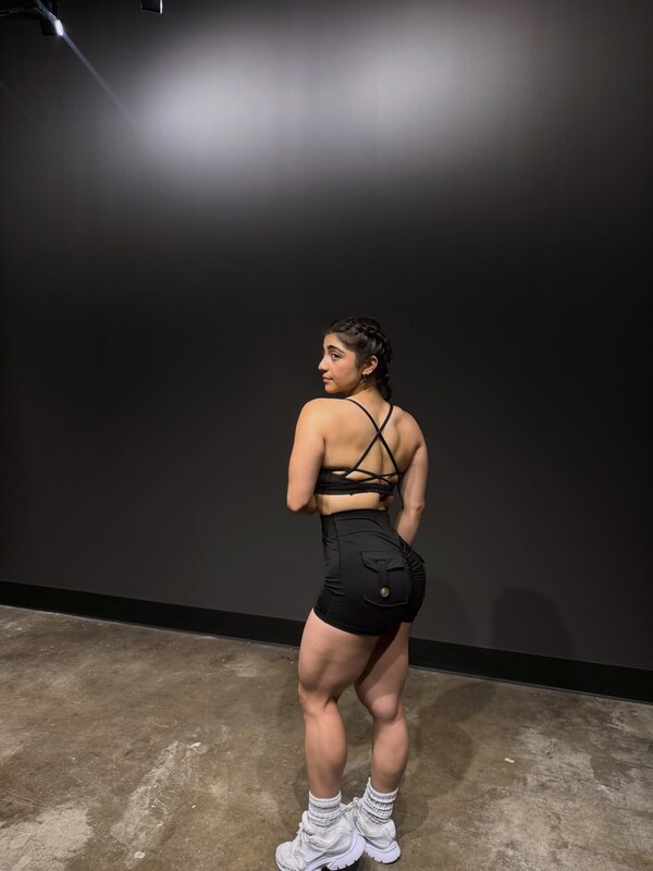 Erika nude photo 3