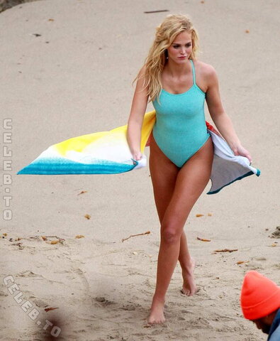 Erin Heatherton nude photo 1