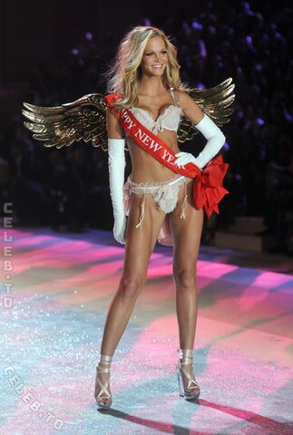 Erin Heatherton nude photo 68