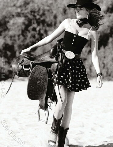 Erin Heatherton nude photo 101