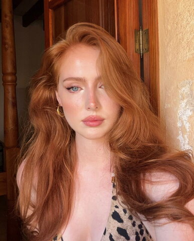 Erin J Monaghan Hot (6 photos)