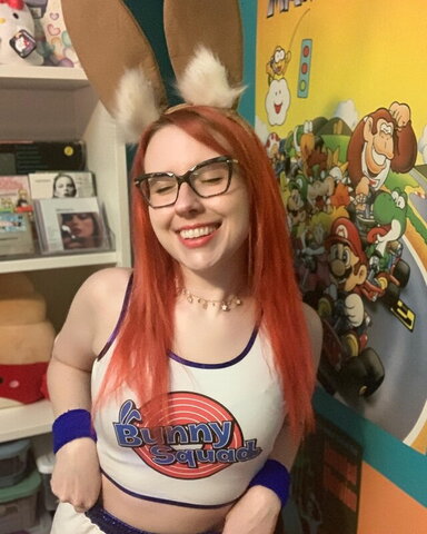 Erin Plays nude photo 32