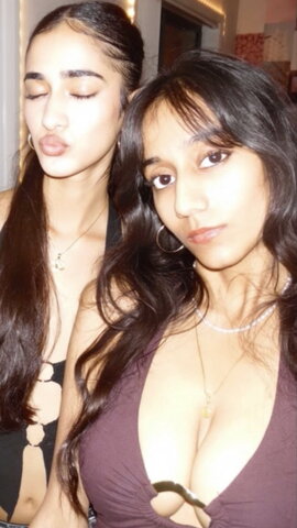 esha_5 nude photo 2