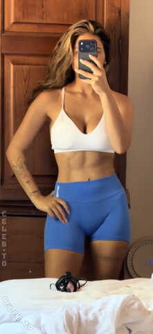 Esra Algac photo 6