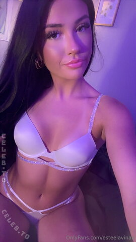 estee nude photo 12