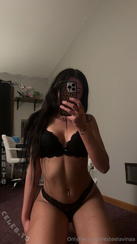 estee nude photo 8