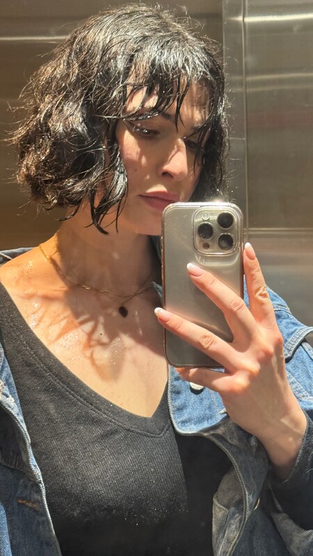 Esteeisonline nude photo 10