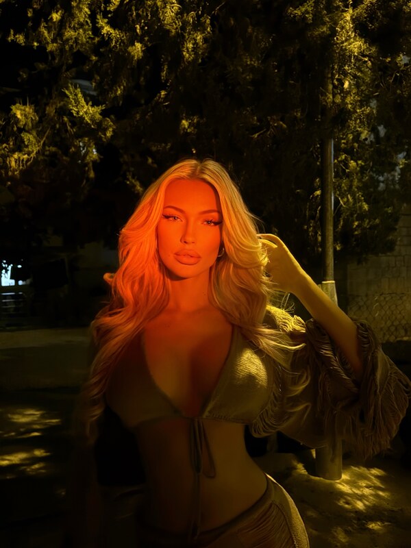 Estella Tessmer nude photo 6