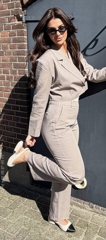 Estelle Kieft – Pictures of Estelle
