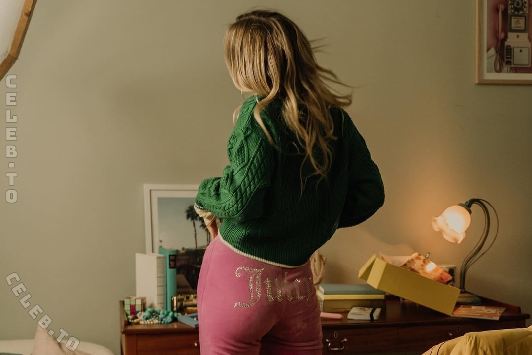 Esther Graf nude photo 2