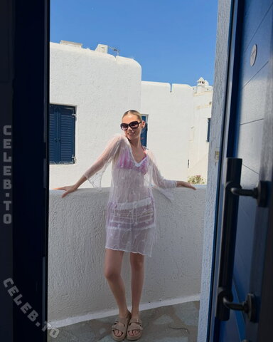 Esther Graf photo 3