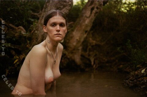 Ethel Cain nude photo 4