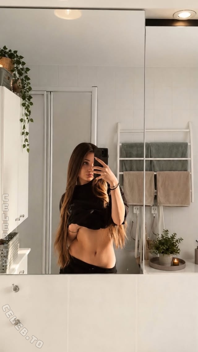 etienne.lng nude photo 1
