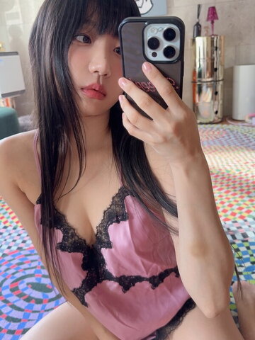 Eunji Pyoapple nude photo 1