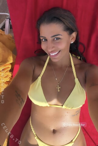 Eva Benetatou – Yellow bikini suits her well. 🔥