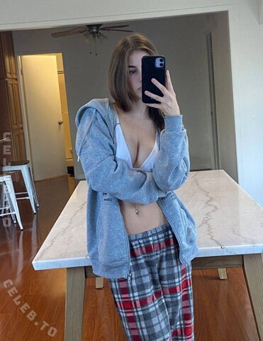 Eva Cudmore Hot (1 photo)