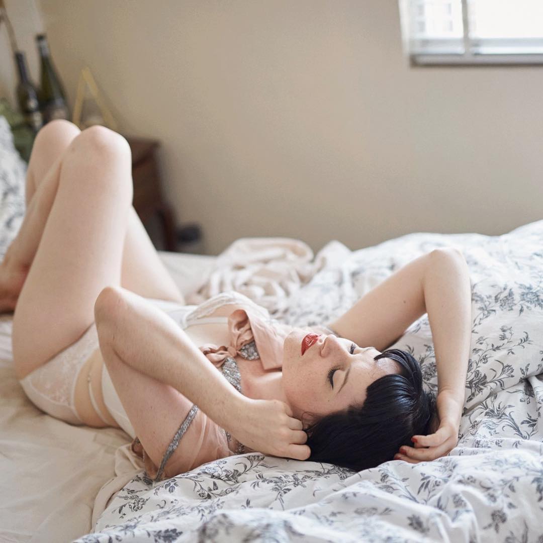 Eva Devore nude photo 43
