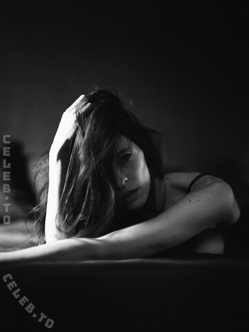 Eva Schug nude photo 29
