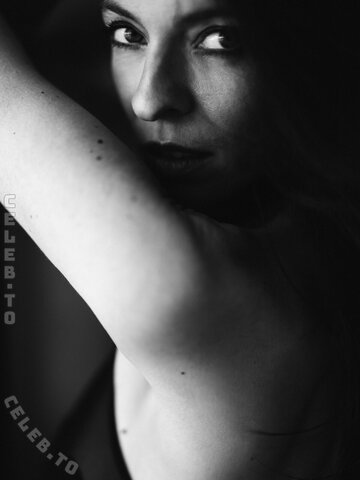Eva Schug nude photo 13
