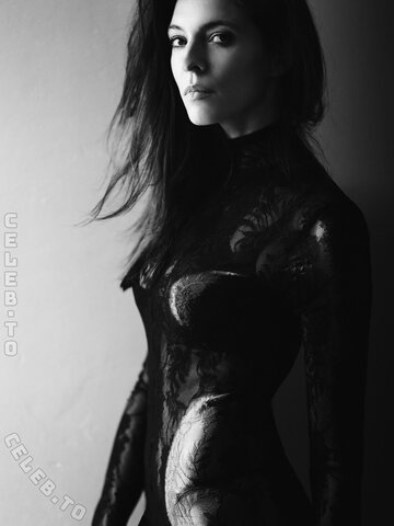 Eva Schug nude photo 3