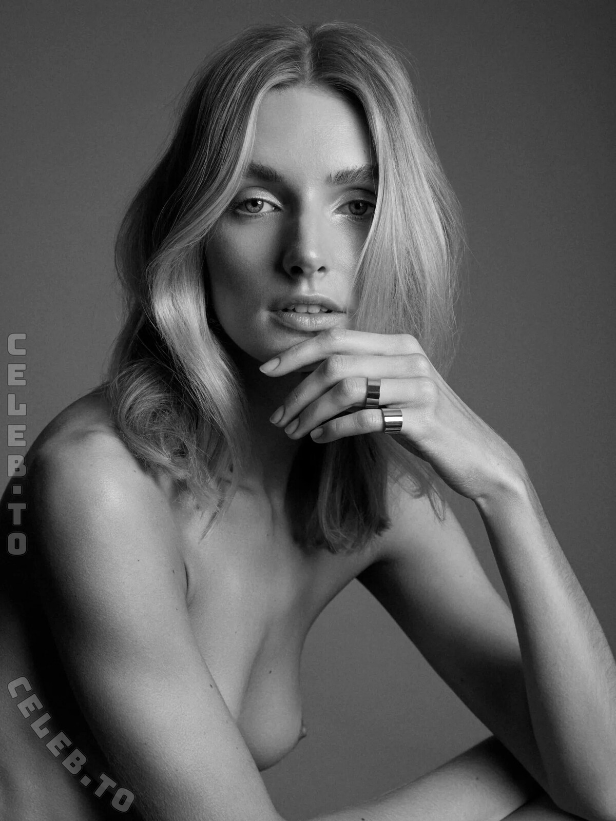 Eva Staudinger nude photo 3