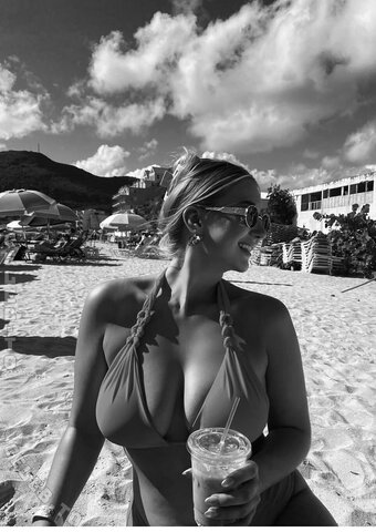 Eva Weber nude photo 20